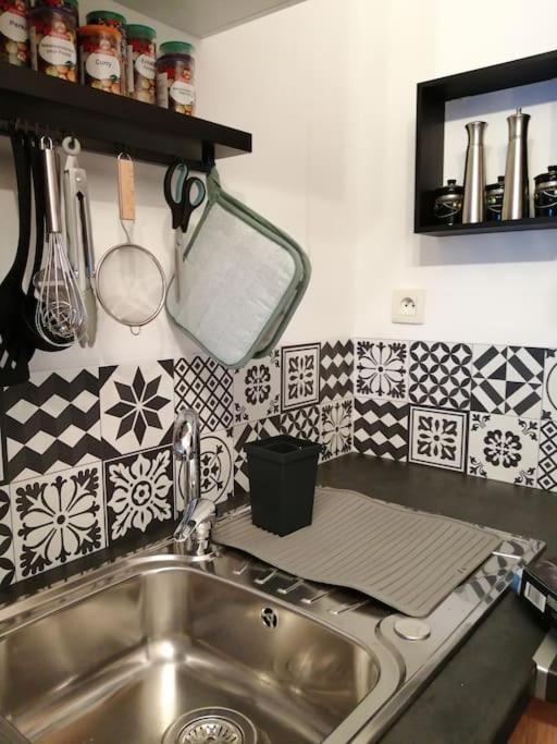 Apartmán Fadil Valenciennes Exteriér fotografie